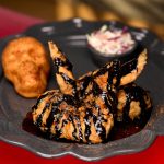 ueu-dark-universe-das-stakehaus-darkmoor-black-wings-b